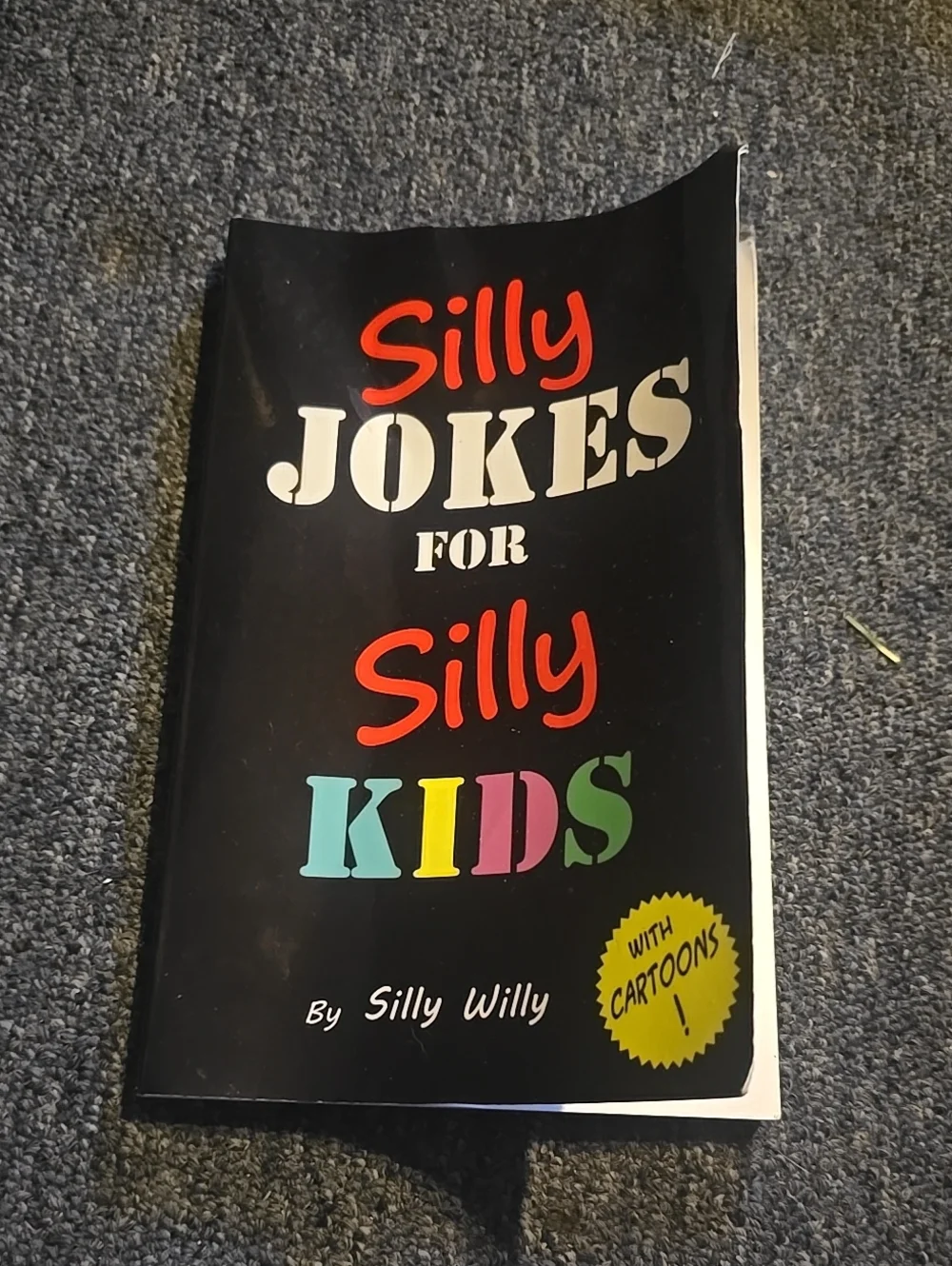 ❤️10/$13 Silly Jokes for Silly Kids – Black Cover